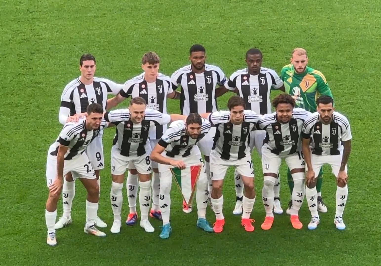 尤文图斯欧冠征途:困局中寻生机